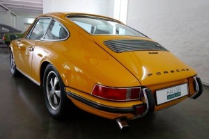 porsche-911-2-4-e-oilflap_1920_1920_inset-314561
